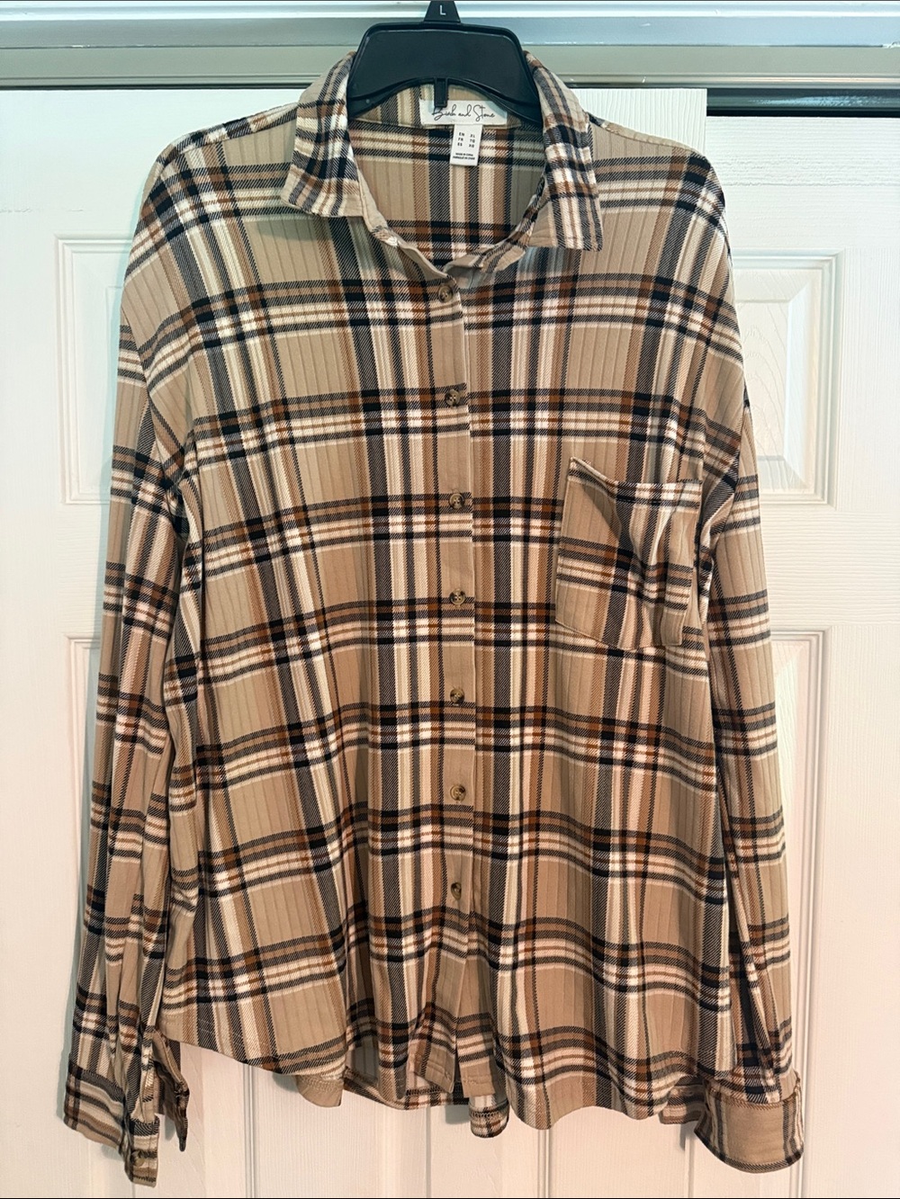 Lightweight Plaid Button-Down Shirt in Tan and Cream